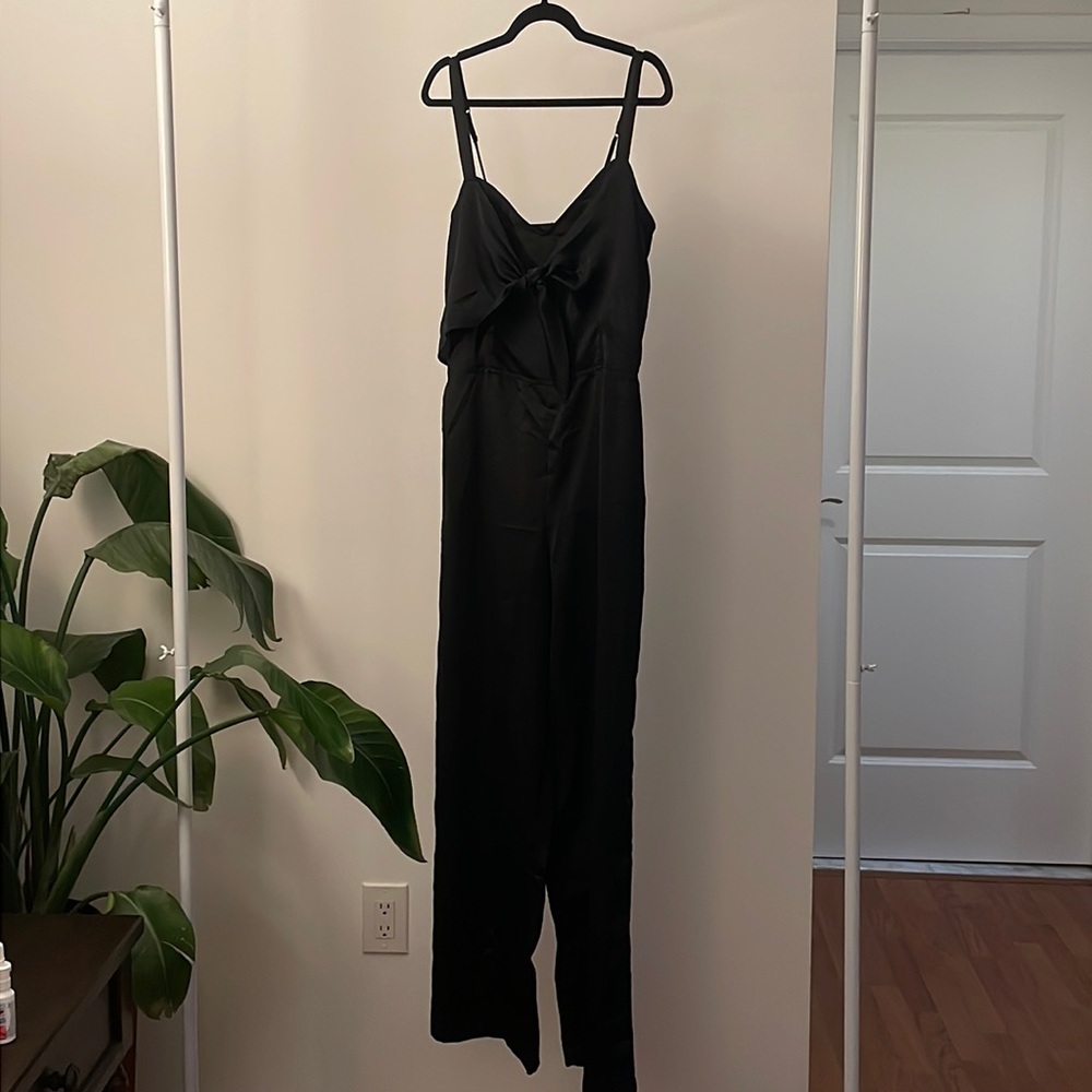 Abercrombie & Fitch black satin jumpsuit with tie front Size Large Tall